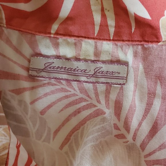 Sleeveless Button-Down by JAMAICA JAXX - Picture 3 of 12